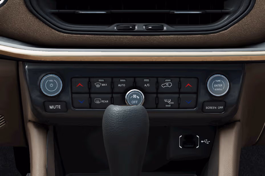 Jeep Commander 2026 interior dashboard climate control system AC controls