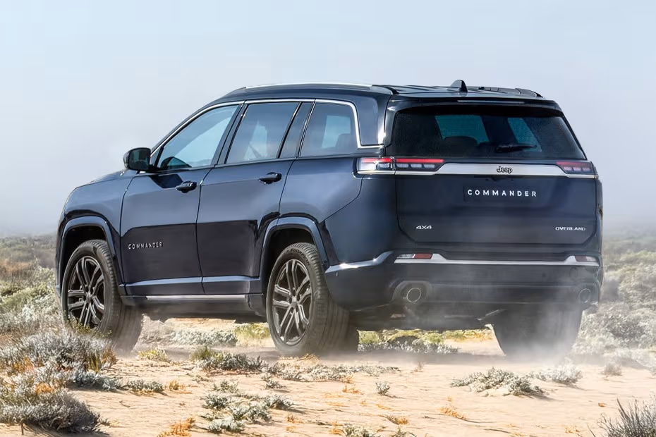 Jeep Commander 2026 Rear Cross Side View