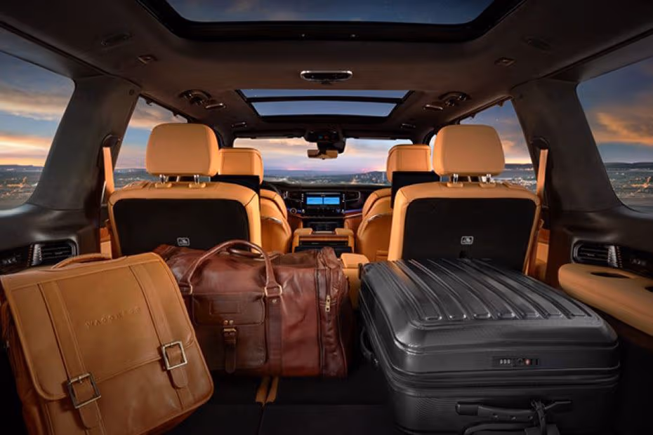 Jeep Grand Wagoneer 2026  interior centre console storage compartment 
