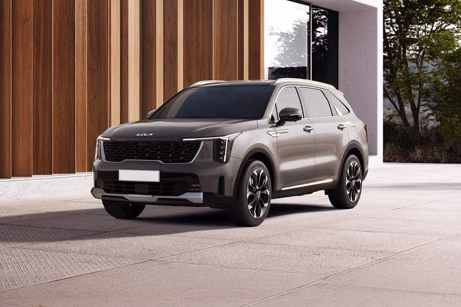 KIA Sorento 2026 Left side profile with alloy wheels