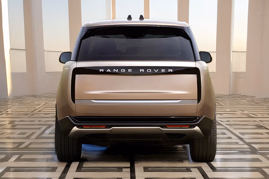 Land Rover Range Rover 2026 Rear View with LED Taillights