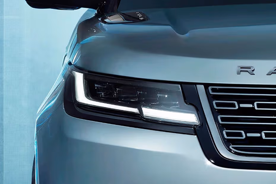 Land Rover Range Rover Velar 2026 Projector LED headlight close-up