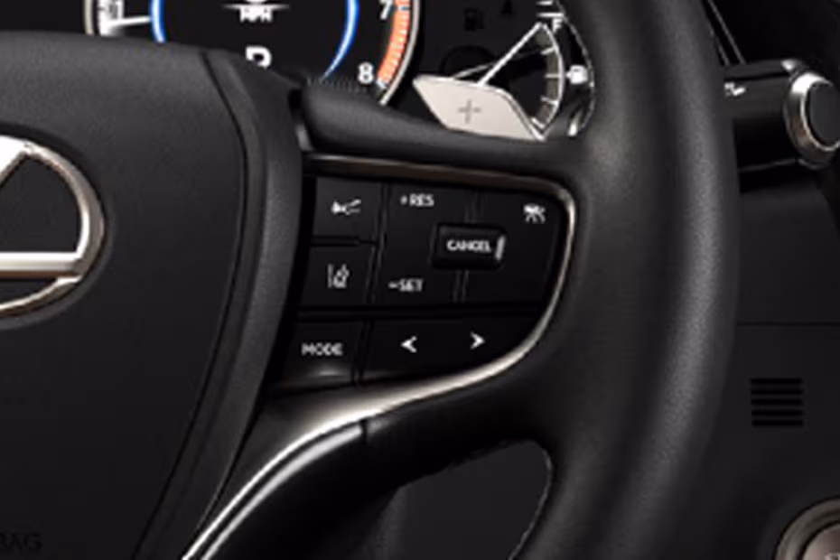 Lexus ES 2026 steering wheel controls for functions 