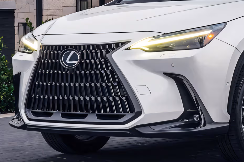 Lexus NX Hybrid 2026 SUV White Nova Front With With Gille And Headlights