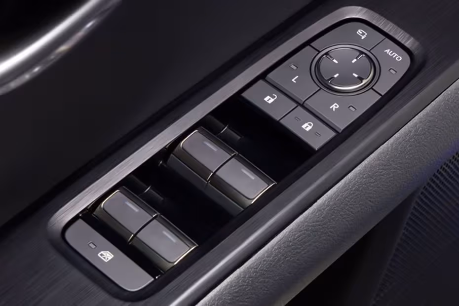 Lexus UX300H 2026 SUV Driver Side In Side Door Controls