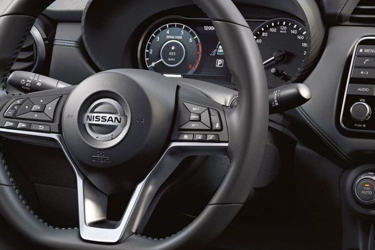 Nissan Sunny Sterring Wheel 