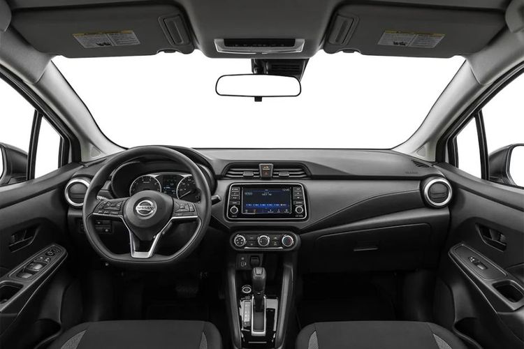 Nissan Sunny Dashboard View
