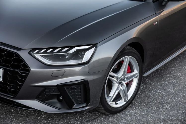 Audi A4 Left Side View