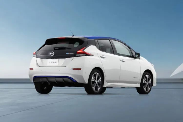 Nissan Leaf Right Rear Three Quarter