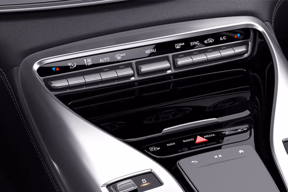 Mercedes-Benz AMG GT 4 DOOR 2026 Interior Dashboard Climate Control System AC Controls