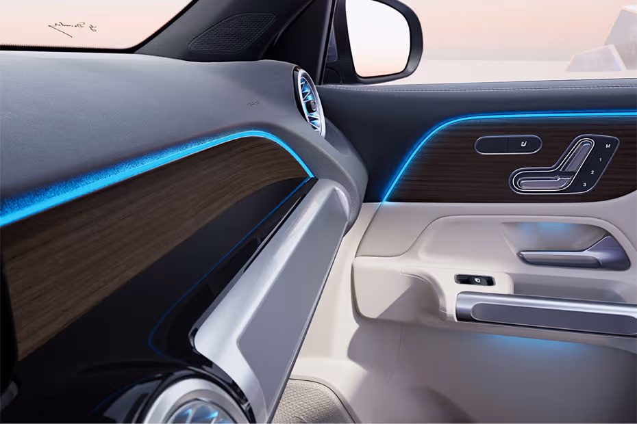 Mercedes-Benz EQB 2026 Front Passenger cabin View