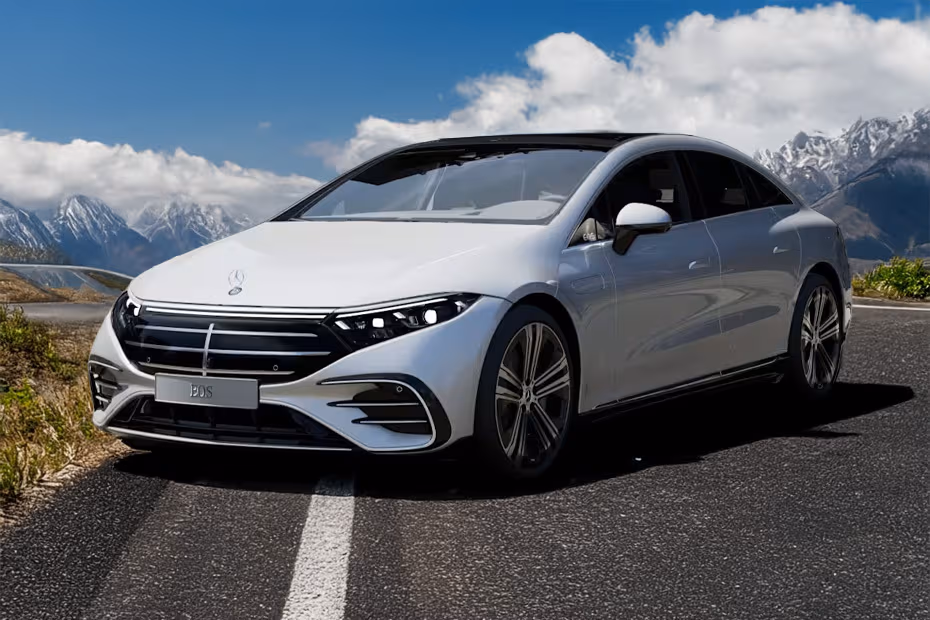 Mercedes-Benz EQS 2026 front left side angle view 