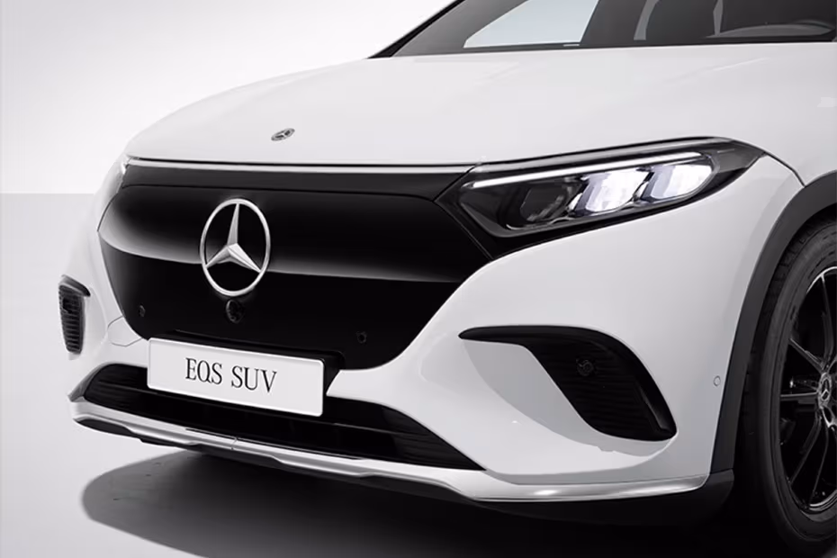 Mercedes-Benz EQS SUV 2026 Front Grille Design