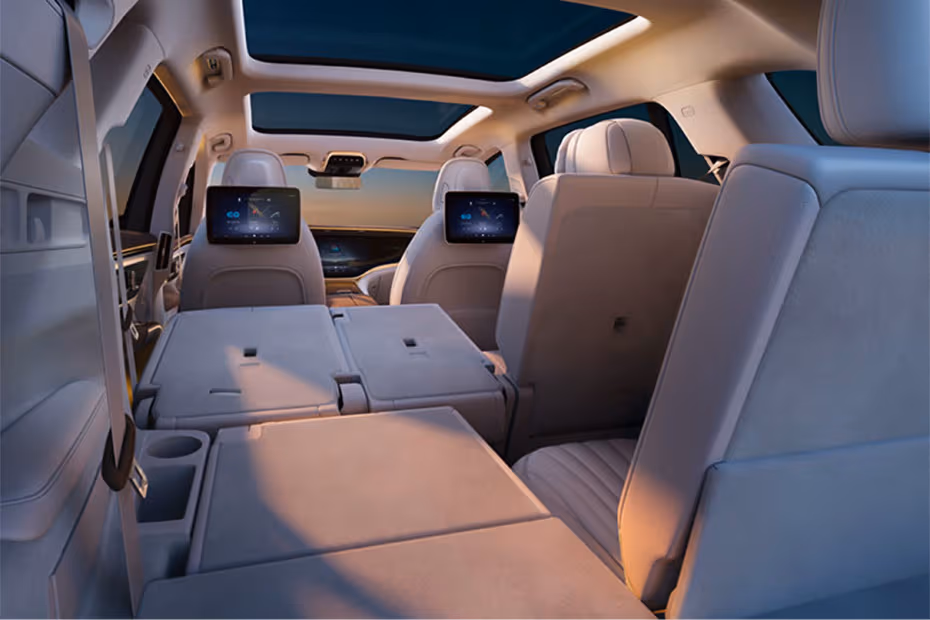 Mercedes-Benz EQS SUV 2026 Maximum Cargo Configuration with Rear Seats Folded