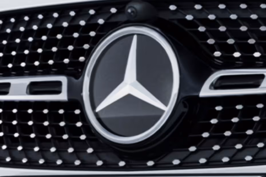 Mercedes-Benz GLA-Class 2026 Grille Mounted Front Emblem
