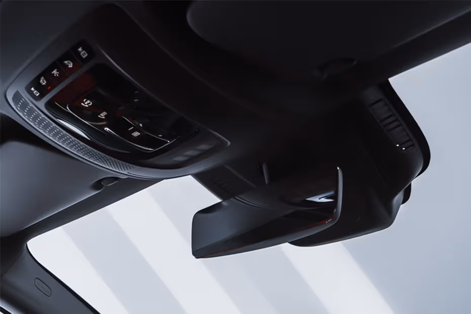 Mercedes-Benz GLA-Class 2026 Inside Rearview Mirror