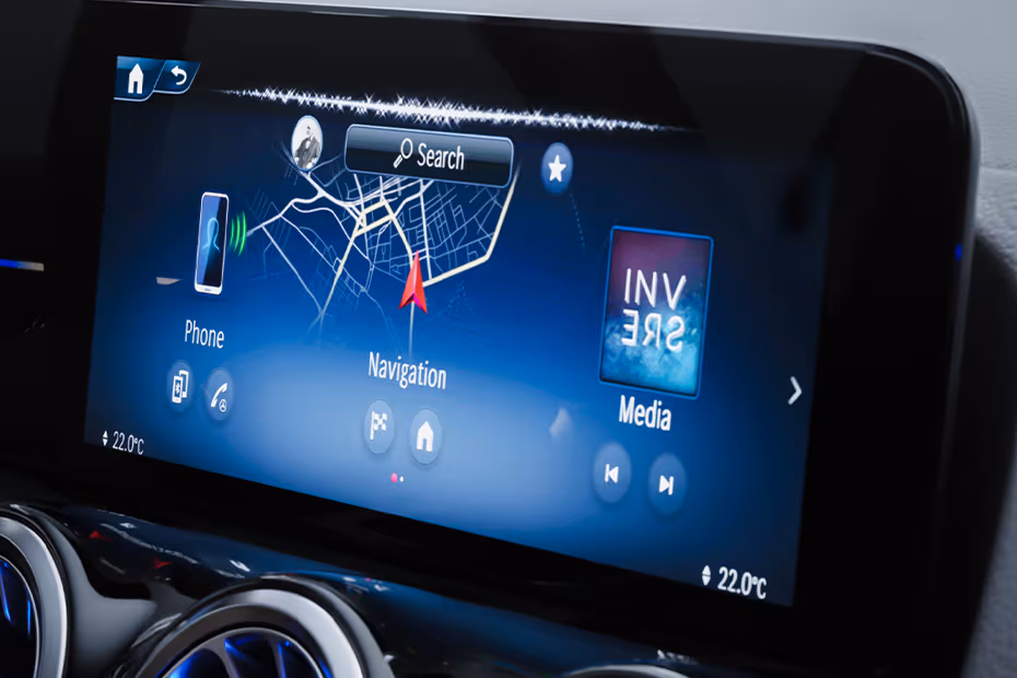 Mercedes-Benz GLA-Class 2026 Navigation System with Real-Time Driving Information