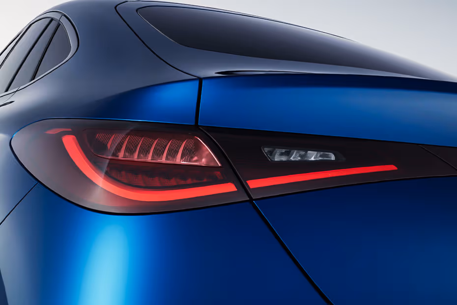 Mercedes-Benz GLC-Class Coupe 2026 Taillight With Sequential Turn Indicator