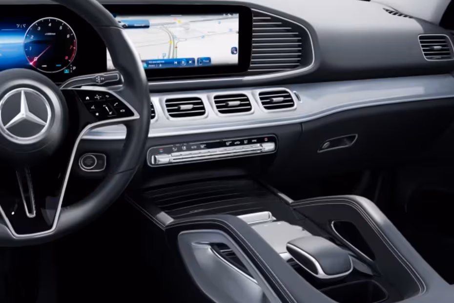 Mercedes-Benz GLE-Class 2026 Deep Storage Space Inside the Centre Console
