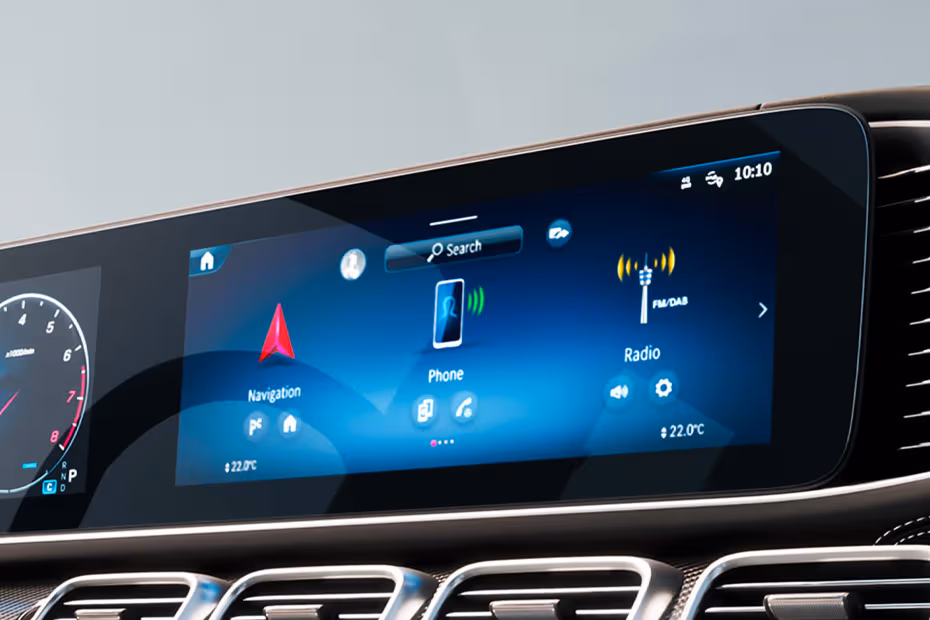 Mercedes-Benz GLS-Class 2026 Floating Touchscreen Infotainment System