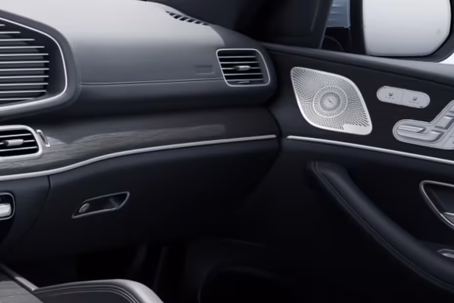 Mercedes-Benz GLS-Class 2026 Interior Front Seats View From The Passenger Side Cabin