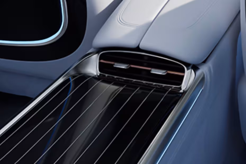 Mercedes-Benz Maybach EQS 2026 Rear Center Console AC vents