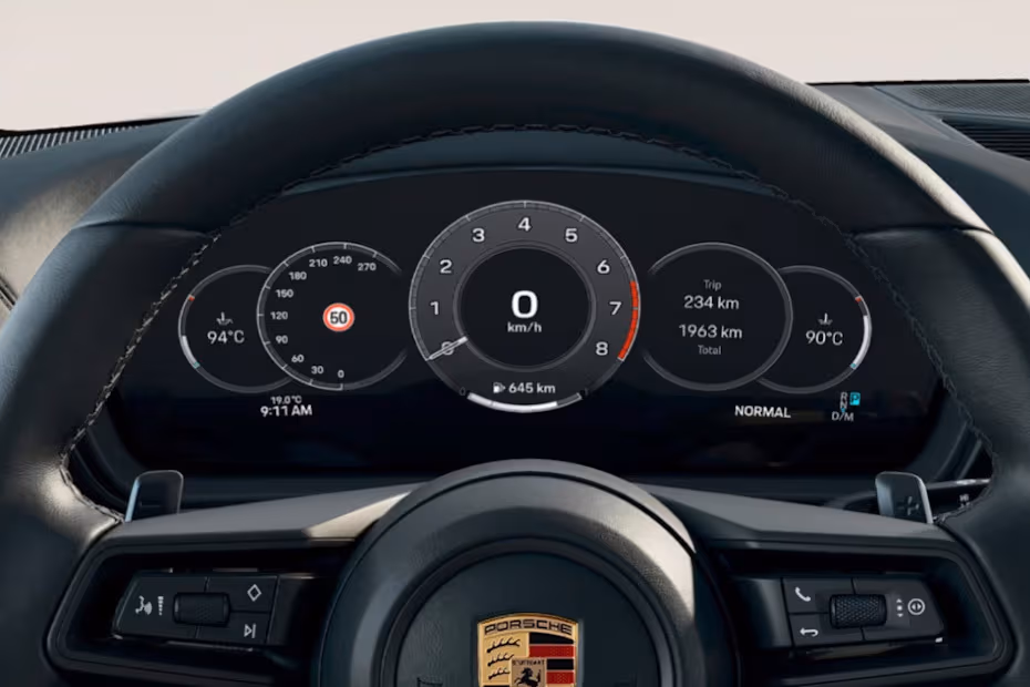 Porsche Cayenne 2026 Interior Digital Instrument Cluster and Driver Display Screen