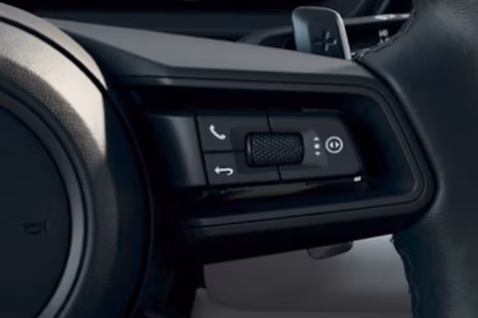Porsche Cayenne 2026 Right Steering Wheel Controls