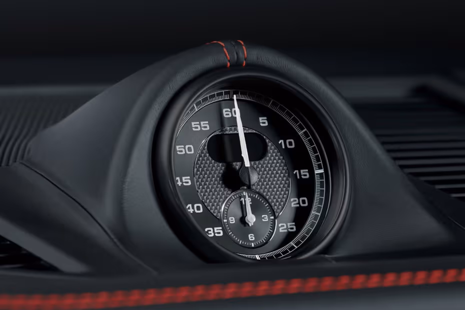 Porsche Macan 2026 Driver Instrument Cluster Screen