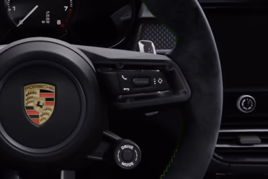 Porsche Macan 2026 Right Steering Wheel Controls