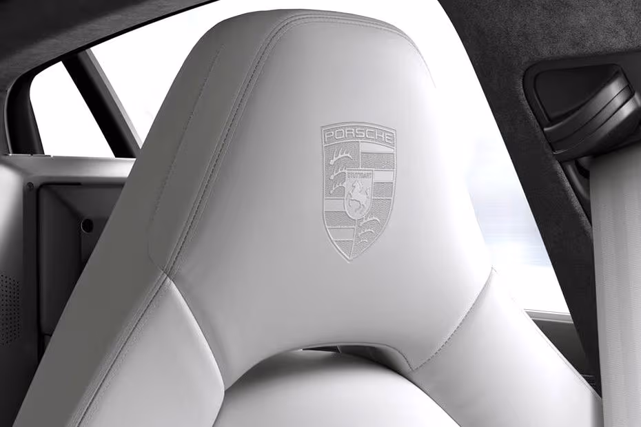 Porsche Panamera 2026 Front Seat Adjustable Headrest