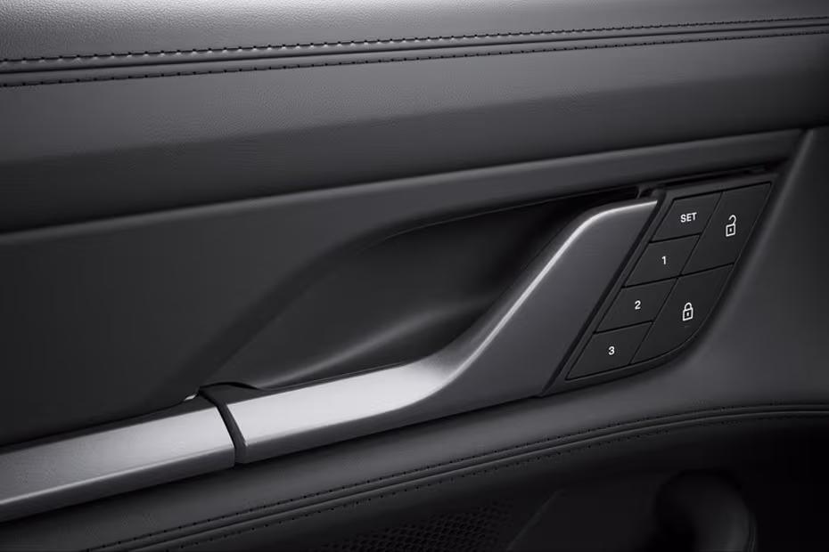 Porsche Taycan 2026 Interior Door Handle