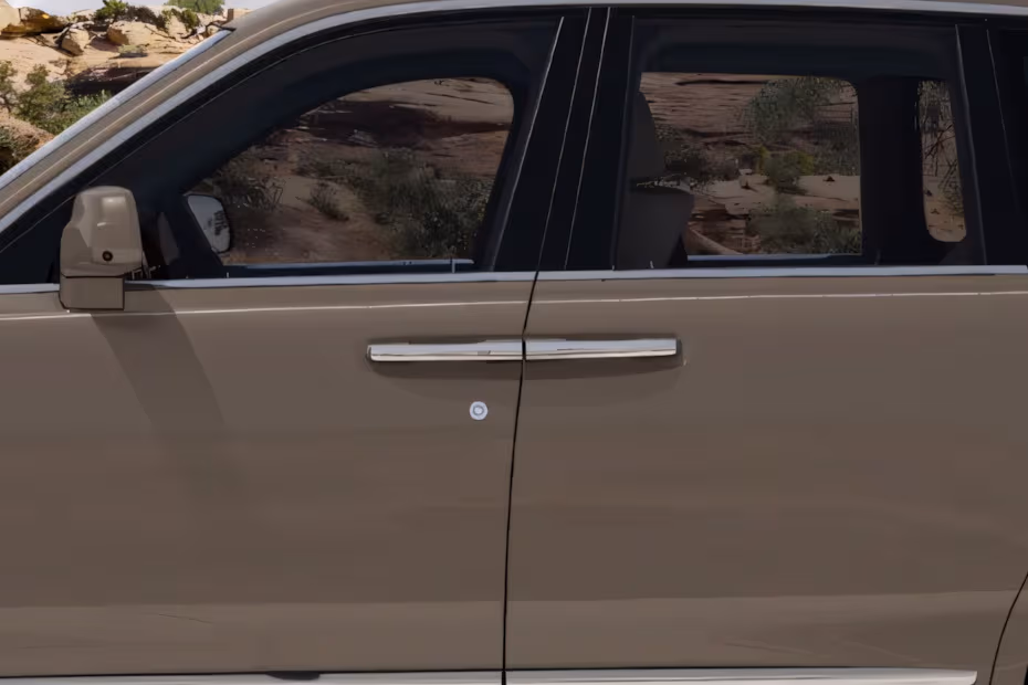 Rolls Royce Cullinan 2026 SUV Exterior Door Handle Close-up