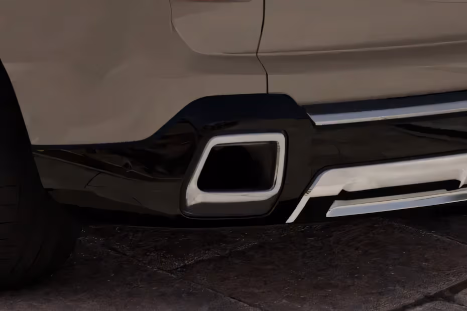 Rolls Royce Cullinan 2026 SUV Rear Bumper with Dual Exhaust Outlets