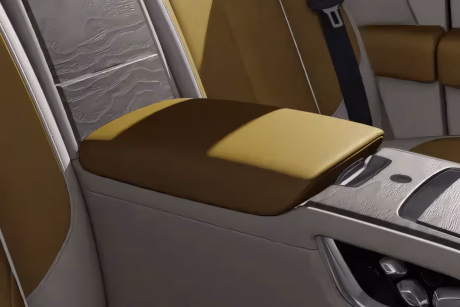 Rolls Royce Cullinan 2026 SUV Rear passenger seat view highlighting centre armrest