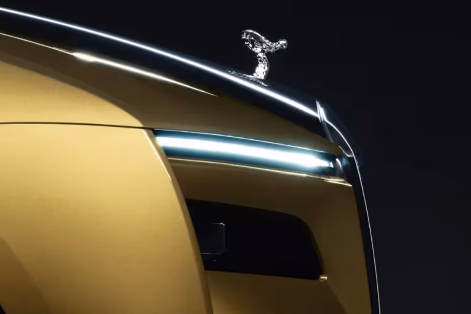Rolls Royce Spectre 2026 Projector LED Headlight Close-up