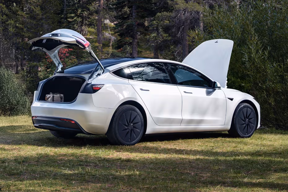 Tesla Model 3 2026 Open Boot Showing the Flat Loading Floor