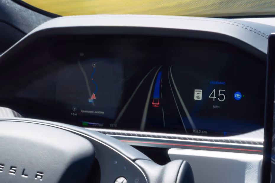 Tesla Model S 2026 Driver Instrument Cluster Screen