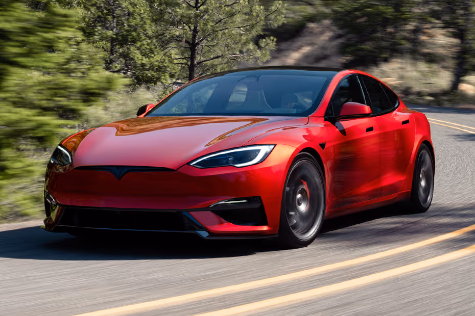 Tesla Model S 2026 Front Left Exterior Angle View