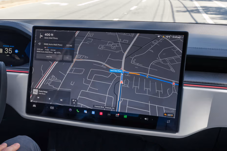 Tesla Model X 2026 Digital Infotainment System