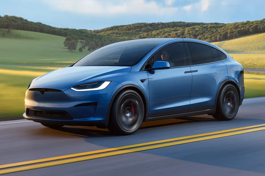 Tesla Model X 2026 Front Left Side Angle View