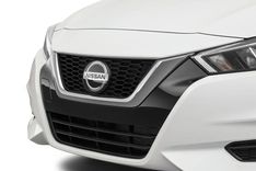 Nissan Sunny Front Grille View