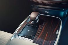 Lexus LS 2024 Gear Shifter