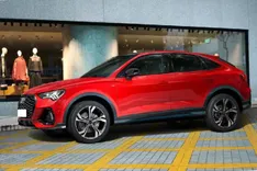 Q3 Sportback 2024 Left Side View