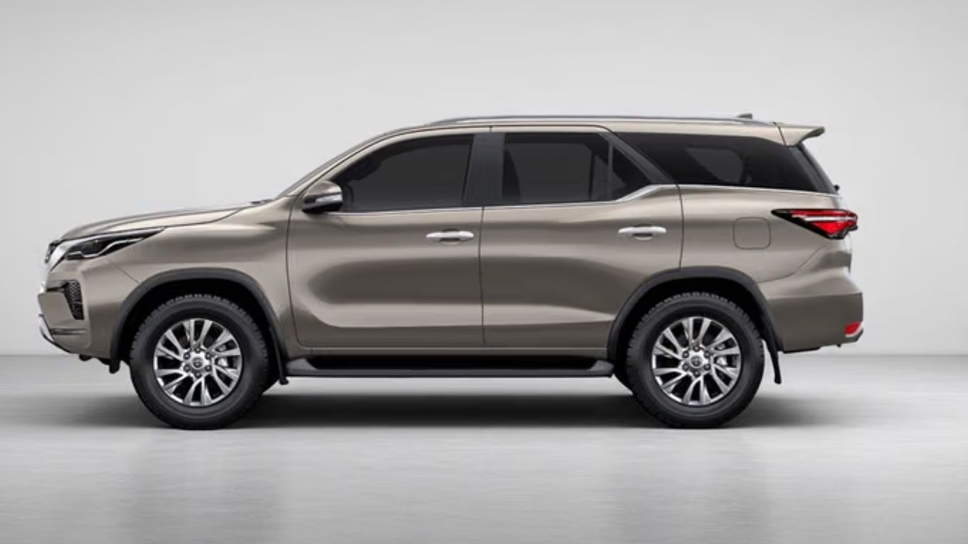 toyota fortuner 2.jpg