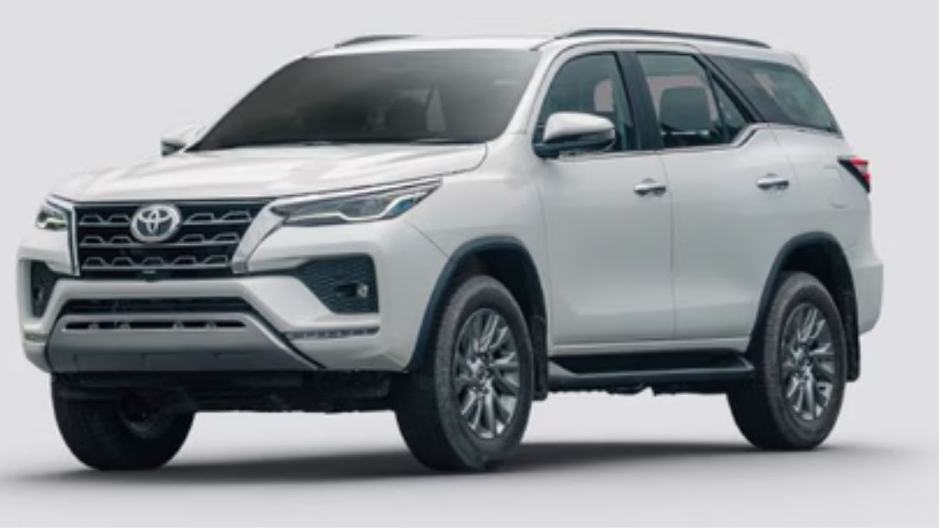 toyota fortuner.jpg