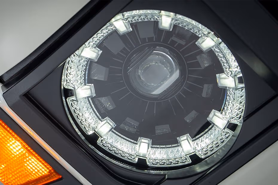 Toyota Land Cruiser 70 Headlight