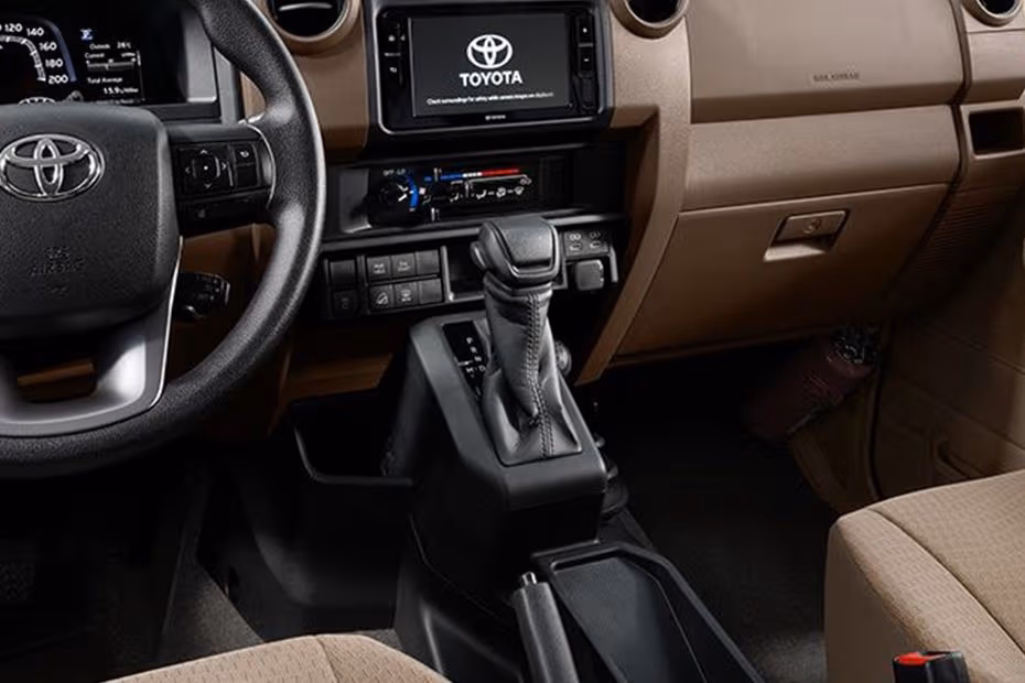 Toyota land Cruiser 70 Shifter View