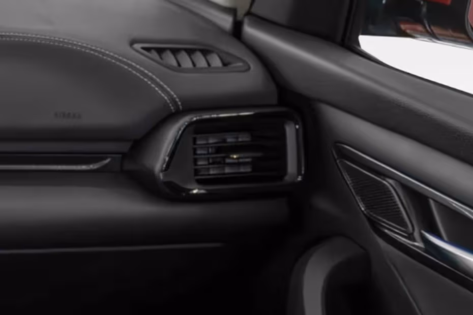 VINFAST VF8 2026 interior corner dashboard side AC vent