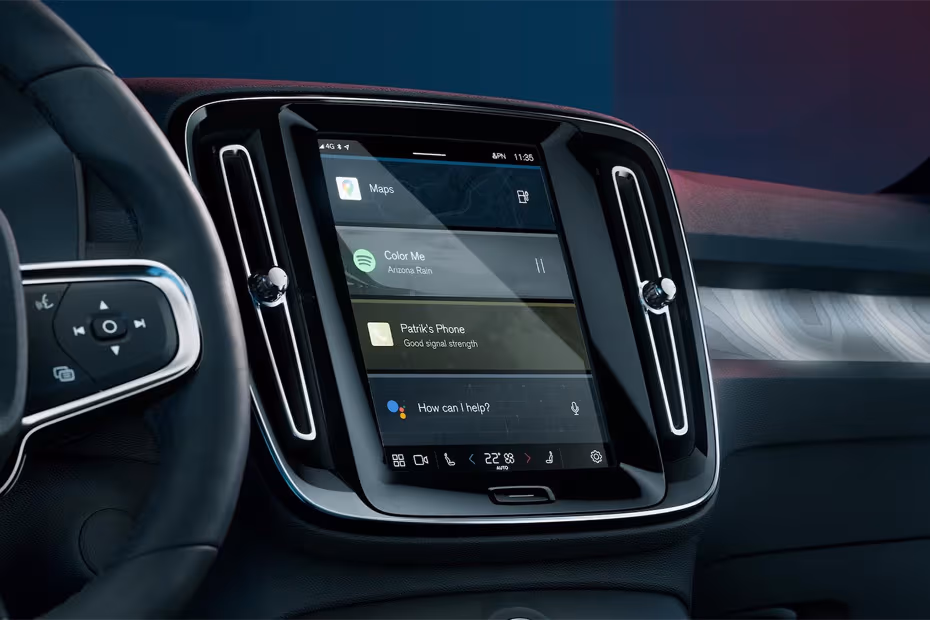 Volvo C40 Recharge 2026 floating touchscreen infotainment system
